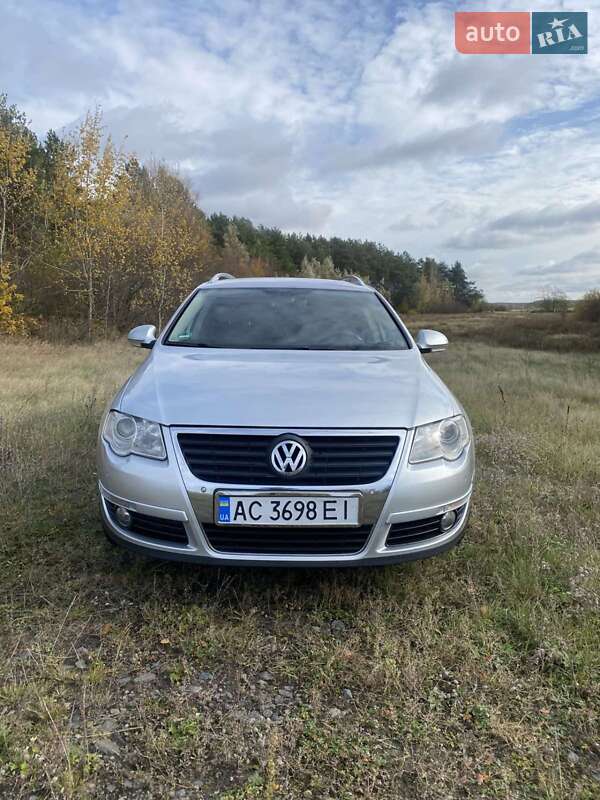 Універсал Volkswagen Passat 2010 в Ковелі