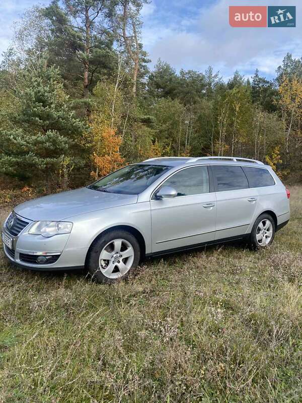 Універсал Volkswagen Passat 2010 в Ковелі