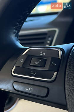 Седан Volkswagen Passat 2011 в 