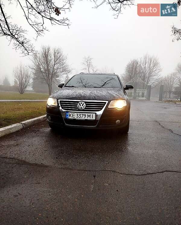 Универсал Volkswagen Passat 2010 в Павлограде
