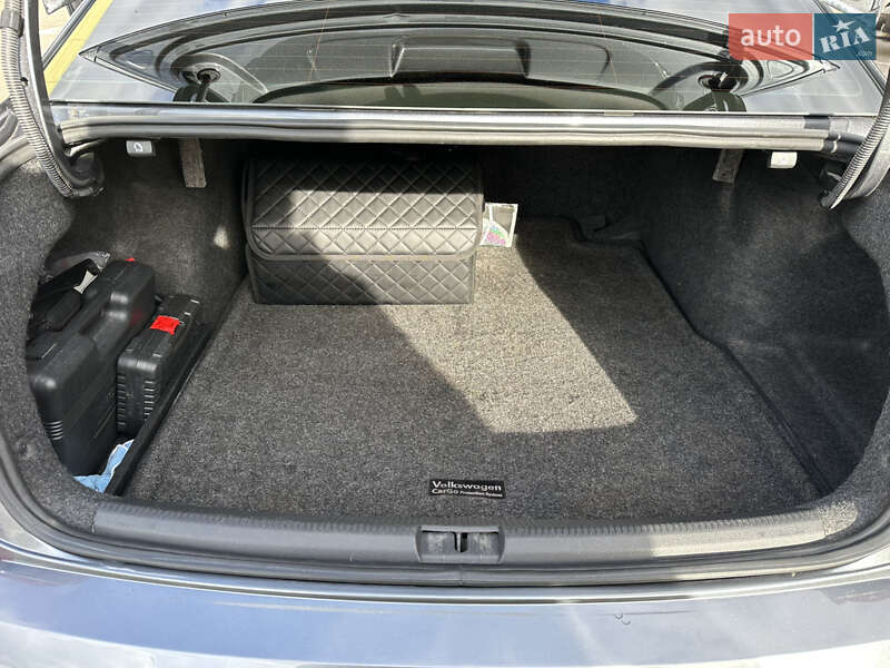 Седан Volkswagen Passat 2015 в Львове фото 10 Седан Volkswagen Passat 2015 в Львове