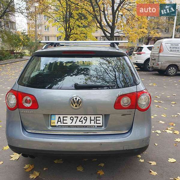 Универсал Volkswagen Passat 2010 в Днепре