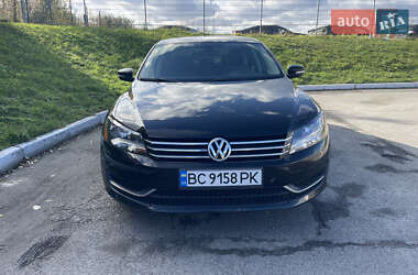 Седан Volkswagen Passat 2012 в Львове
