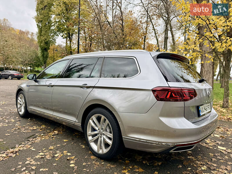 Универсал Volkswagen Passat 2020 в Киеве фото 60 Универсал Volkswagen Passat 2020 в Киеве