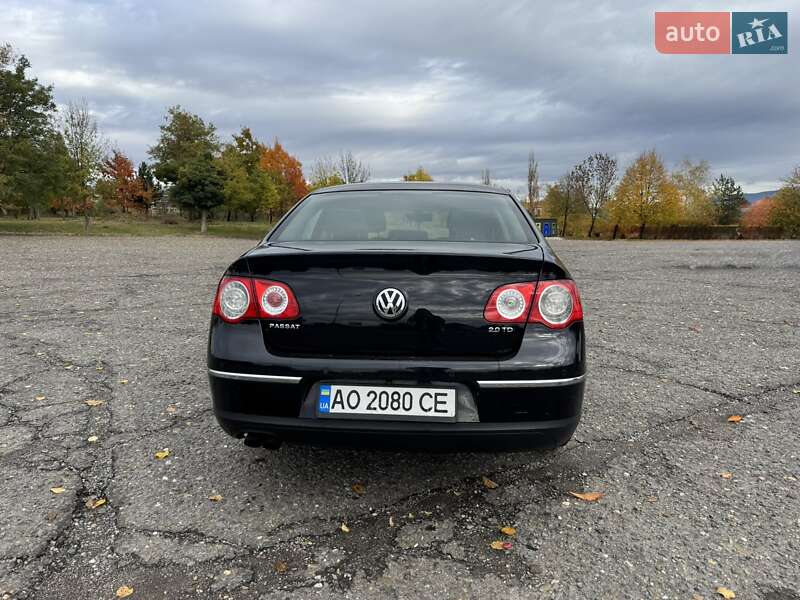 Седан Volkswagen Passat 2008 в Ужгороде