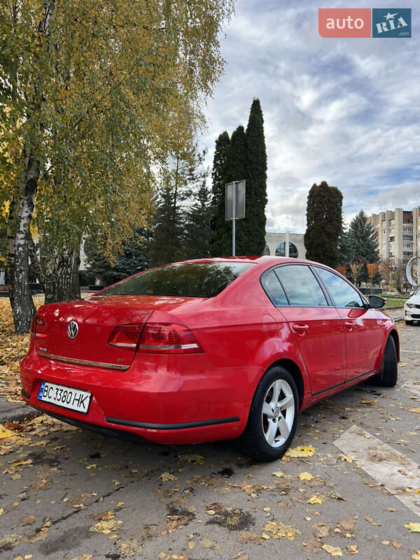 Седан Volkswagen Passat 2013 в Львове фото 7 Седан Volkswagen Passat 2013 в Львове