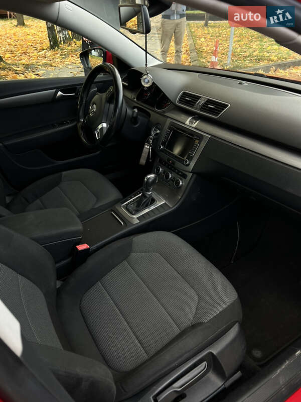 Седан Volkswagen Passat 2013 в Львове фото 17 Седан Volkswagen Passat 2013 в Львове