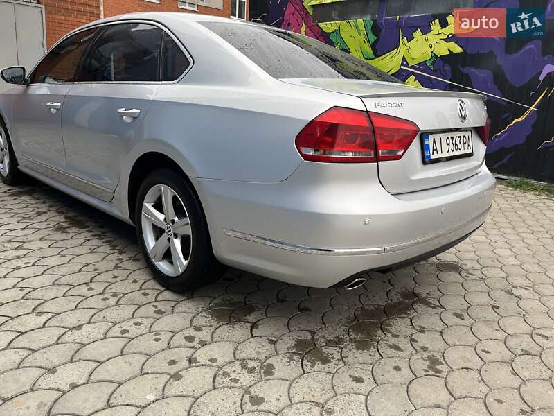 Седан Volkswagen Passat 2012 в Борисполі