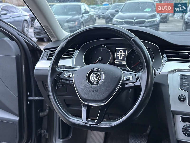 Універсал Volkswagen Passat 2017 в Харкові фото 21 Універсал Volkswagen Passat 2017 в Харкові