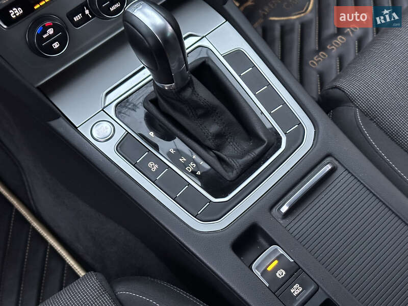 Універсал Volkswagen Passat 2017 в Харкові фото 32 Універсал Volkswagen Passat 2017 в Харкові