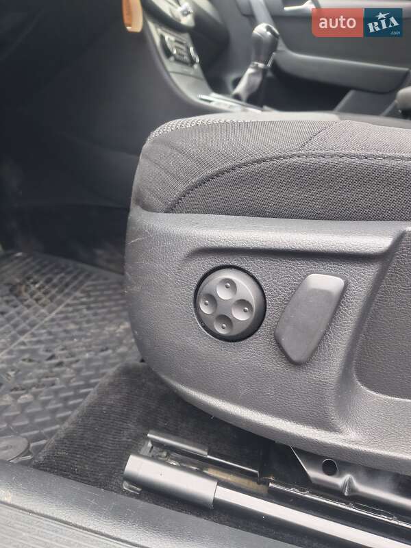 Универсал Volkswagen Passat 2011 в Бердичеве фото 28 Универсал Volkswagen Passat 2011 в Бердичеве