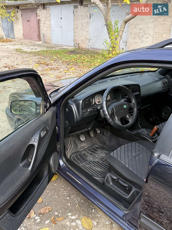 Універсал Volkswagen Passat 1996 в Кривому Розі фото 32 Універсал Volkswagen Passat 1996 в Кривому Розі