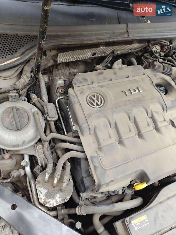 Універсал Volkswagen Passat 2016 в Дніпрі