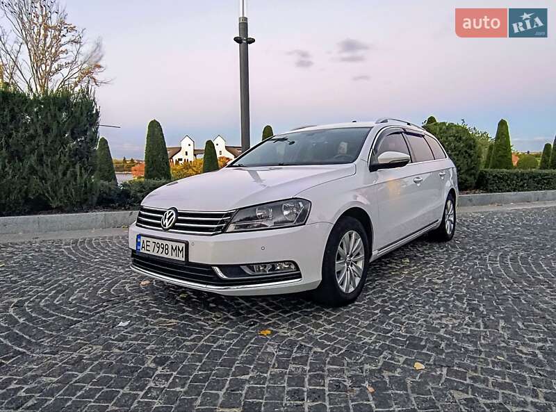Volkswagen Passat 2012 Volkswagen Passat 2012