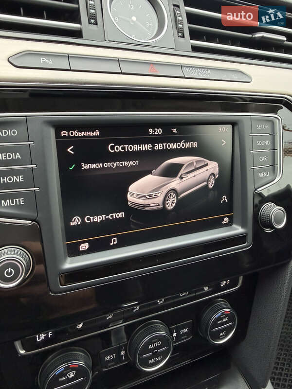 Седан Volkswagen Passat 2015 в Ужгороде
