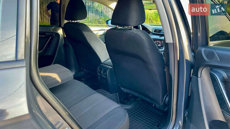Универсал Volkswagen Passat 2011 в Житомире фото 21 Универсал Volkswagen Passat 2011 в Житомире
