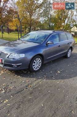 Универсал Volkswagen Passat 2010 в Киверцах