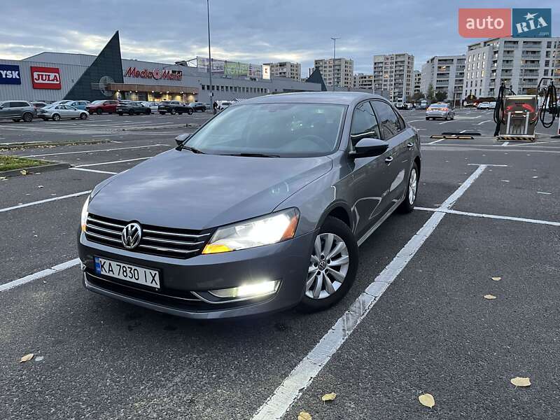 Седан Volkswagen Passat 2012 в Киеве фото Седан Volkswagen Passat 2012 в Киеве