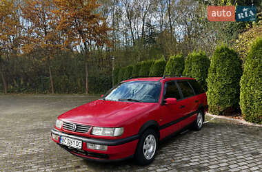 Универсал Volkswagen Passat 1995 в Львове