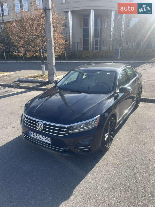 Седан Volkswagen Passat 2016 в Киеве фото 2 Седан Volkswagen Passat 2016 в Киеве
