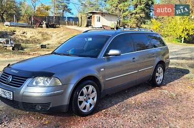 Универсал Volkswagen Passat 2003 в Киеве