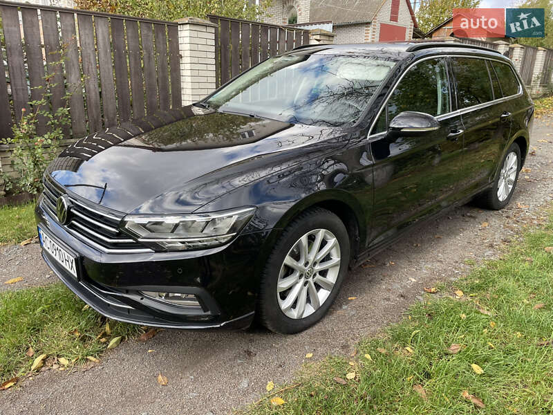 Универсал Volkswagen Passat 2022 в Луцке