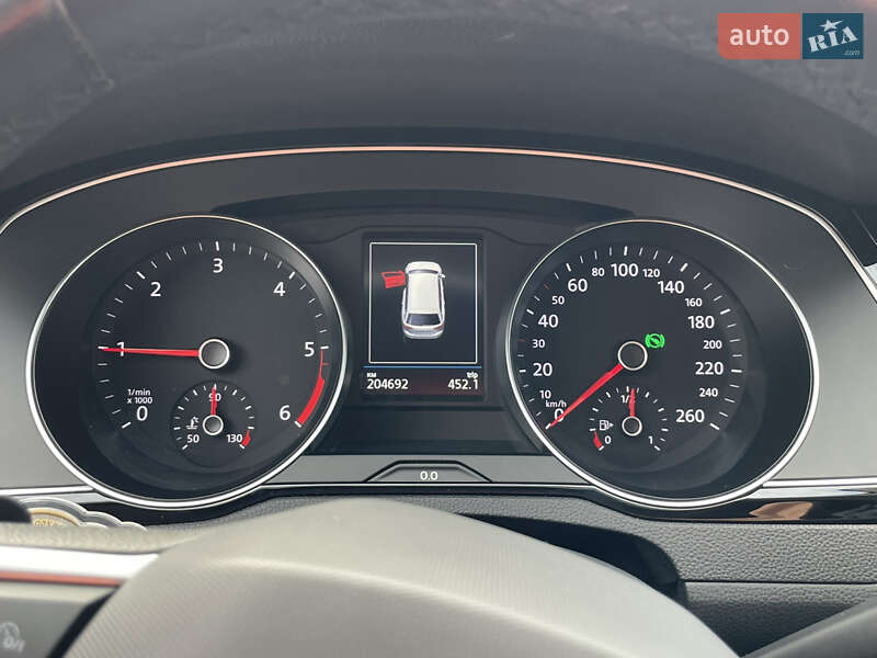 Универсал Volkswagen Passat 2022 в Луцке