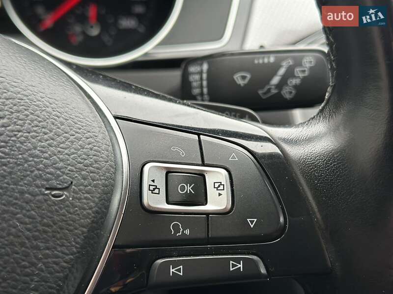 Универсал Volkswagen Passat 2018 в Черкассах фото 24 Универсал Volkswagen Passat 2018 в Черкассах