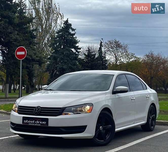 Volkswagen Passat 2013 Volkswagen Passat 2013