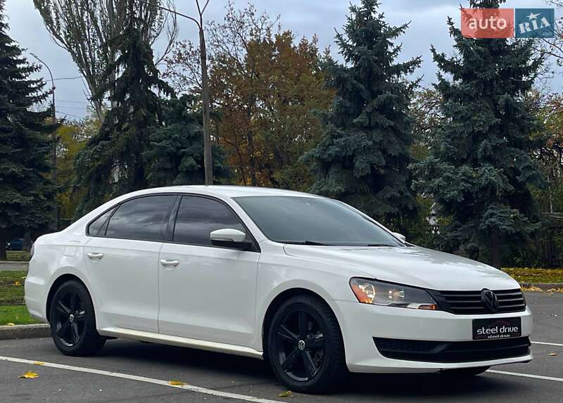 Седан Volkswagen Passat 2013 в Николаеве фото 5 Седан Volkswagen Passat 2013 в Николаеве