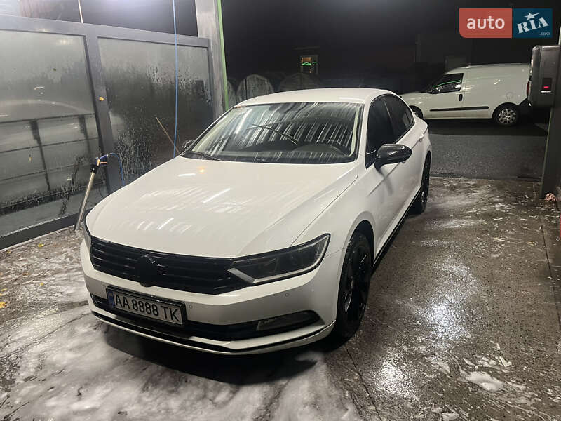 Седан Volkswagen Passat 2016 в 