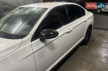 Седан Volkswagen Passat 2016 в 