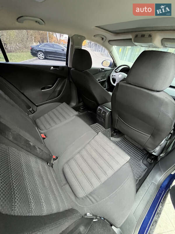 Седан Volkswagen Passat 2007 в Новояворівську фото 39 Седан Volkswagen Passat 2007 в Новояворівську