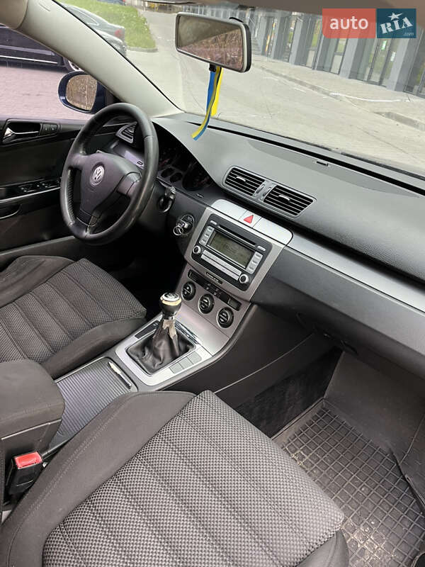 Седан Volkswagen Passat 2007 в Новояворівську фото 42 Седан Volkswagen Passat 2007 в Новояворівську