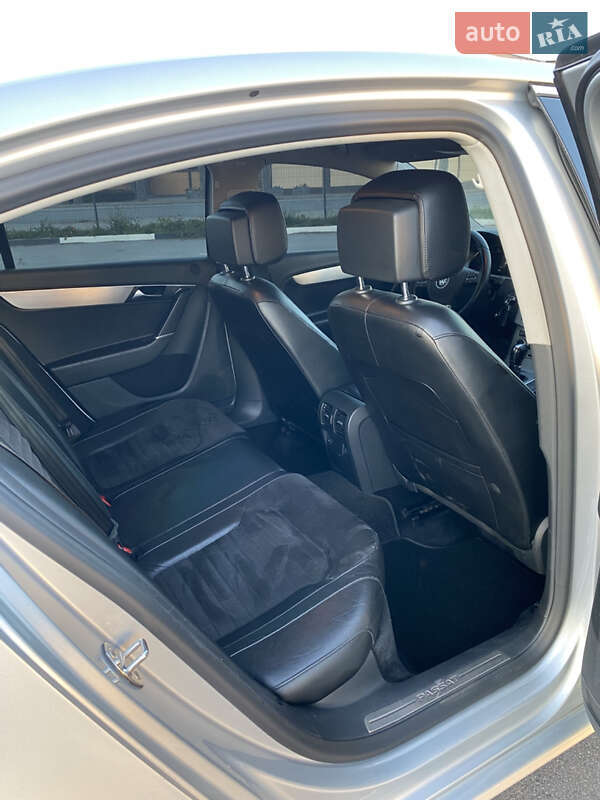 Седан Volkswagen Passat 2013 в Казатине