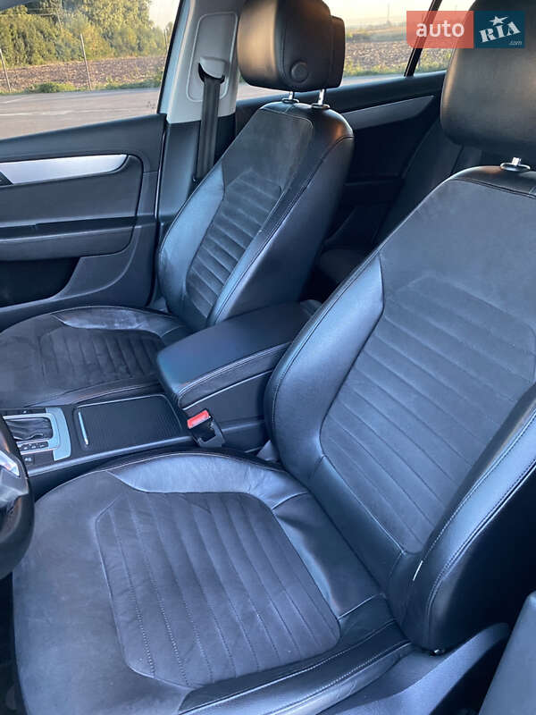 Седан Volkswagen Passat 2013 в Казатине