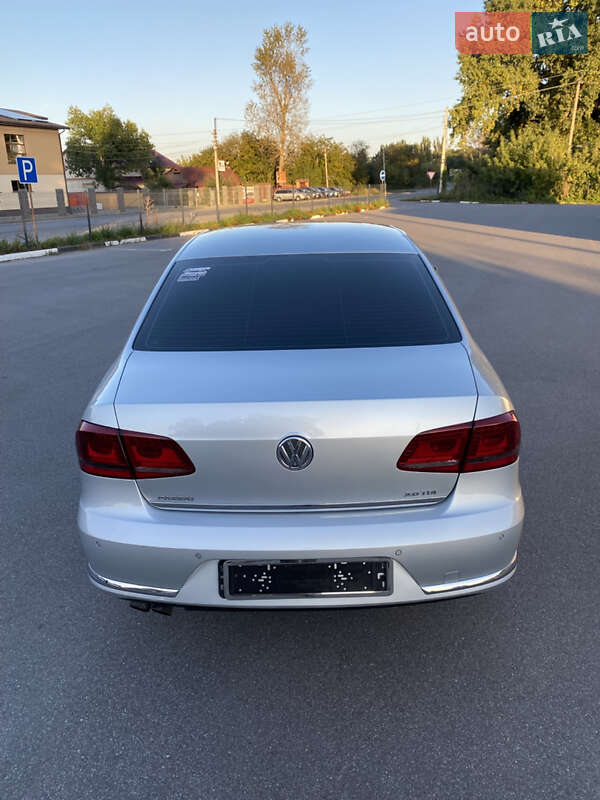 Седан Volkswagen Passat 2013 в Казатине