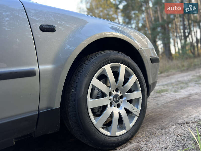 Седан Volkswagen Passat 2001 в Киеве фото 5 Седан Volkswagen Passat 2001 в Киеве