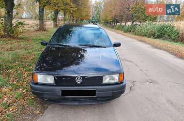 Универсал Volkswagen Passat 1992 в Ровно