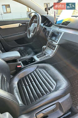 Универсал Volkswagen Passat 2010 в Тернополе