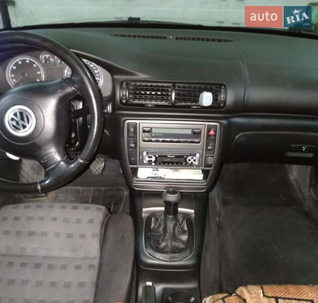 Універсал Volkswagen Passat 2002 в Кам'янець-Подільському