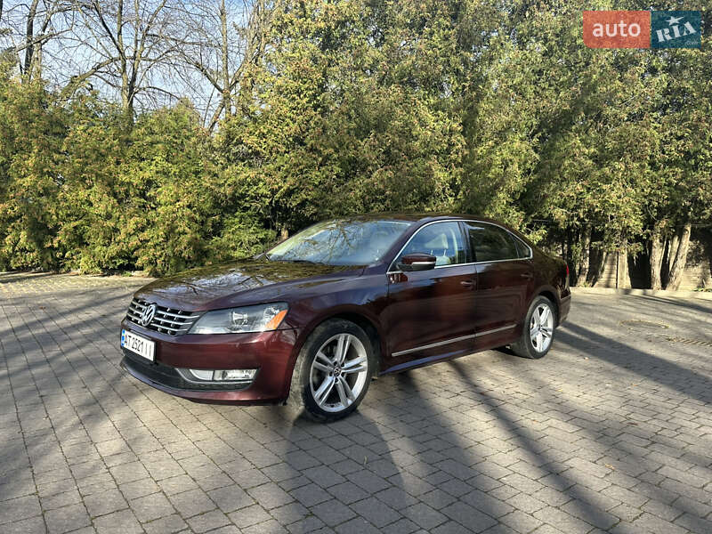 Седан Volkswagen Passat 2013 в Брошневі-Облозі