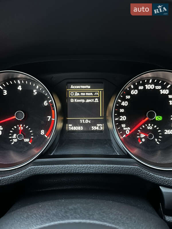 Седан Volkswagen Passat 2016 в Киеве