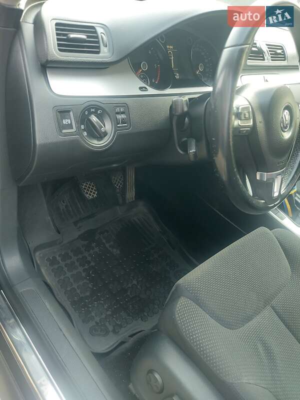 Універсал Volkswagen Passat 2010 в Житомирі фото 12 Універсал Volkswagen Passat 2010 в Житомирі