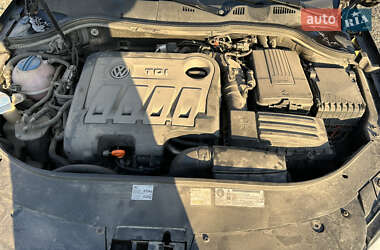 Универсал Volkswagen Passat 2010 в Тернополе