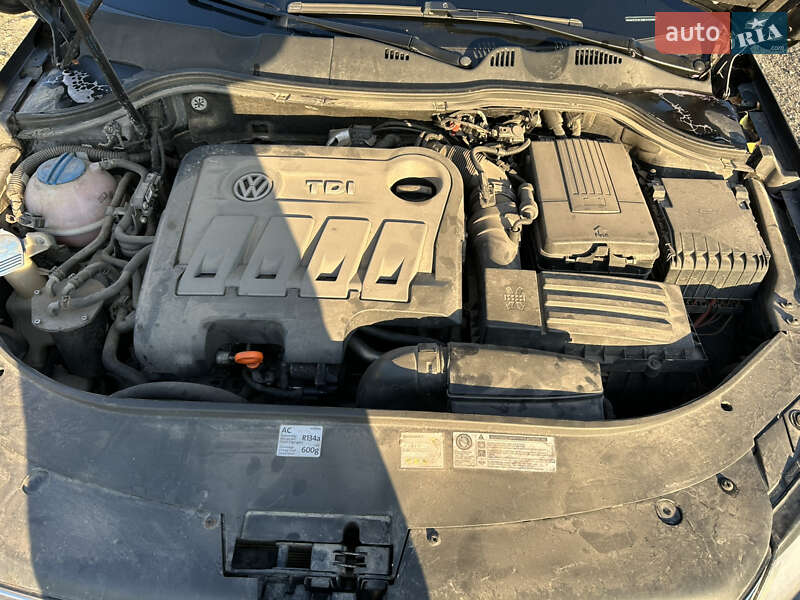 Універсал Volkswagen Passat 2010 в Тернополі фото 14 Універсал Volkswagen Passat 2010 в Тернополі