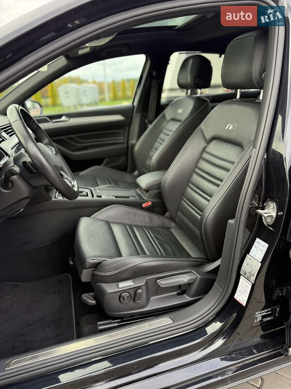 Седан Volkswagen Passat 2022 в Луцьку