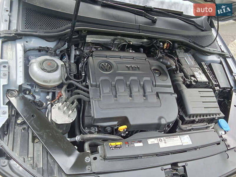 Универсал Volkswagen Passat 2018 в Львове