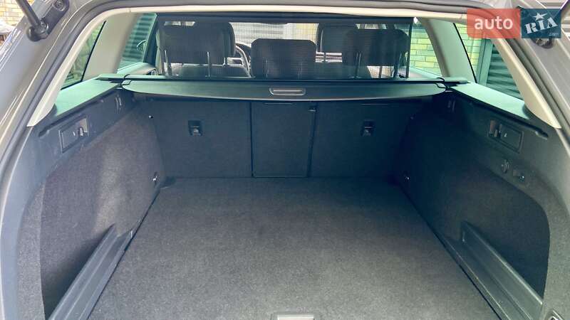 Універсал Volkswagen Passat 2022 в Тернополі