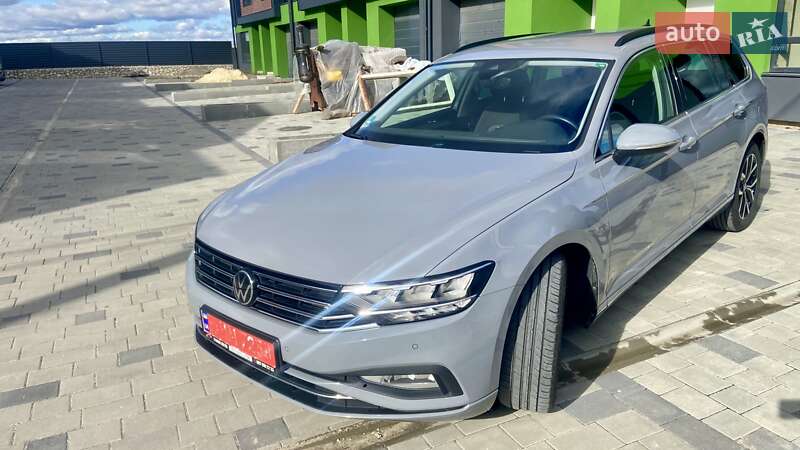 Універсал Volkswagen Passat 2022 в Тернополі